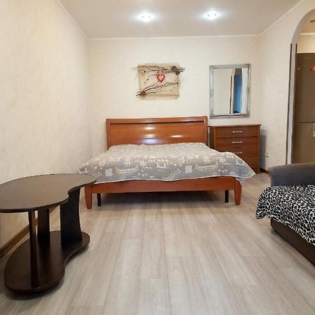 Apartamento Проспект Металлургов 9 Krivói Rog Exterior foto